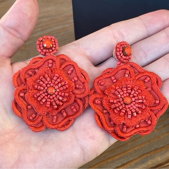 Stella & Dot Ella Grace Earrings Red Fabric Glass Beads Signed Pierced Boho - Picture 2 of 7